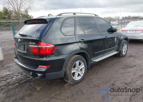 2012 BMW X5 xDrive35I/xDrive35I Premium/xDrive35I Sport Activity из США, поврежденный, VIN 5UXZV4C53CL764482
